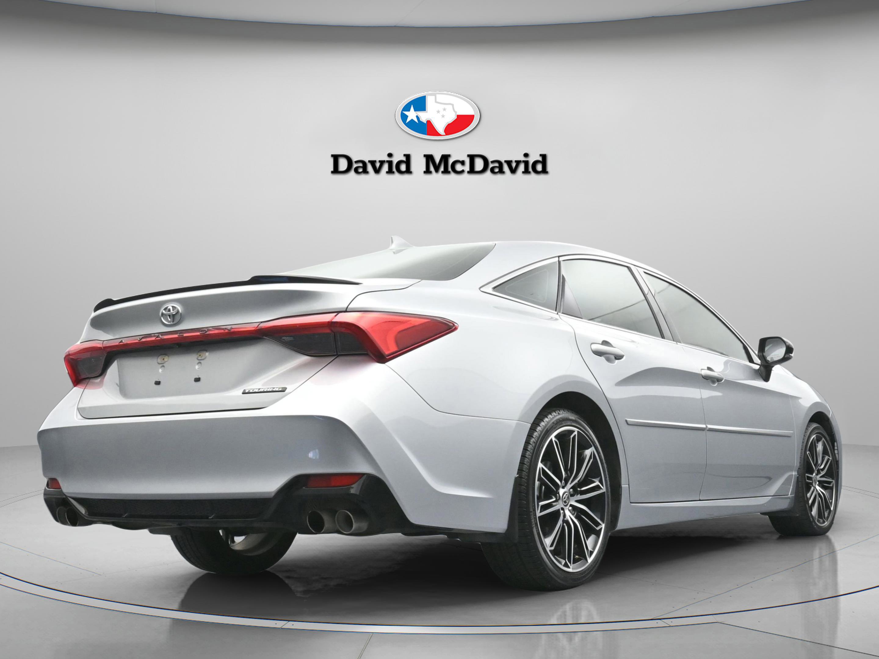 Used 2022 Toyota Avalon Touring image 14