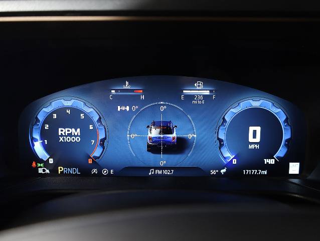 Certified 2025 Ford Bronco Sport Outer Banks w/ Outer Banks Tech Package+ AWD/4WD image 13