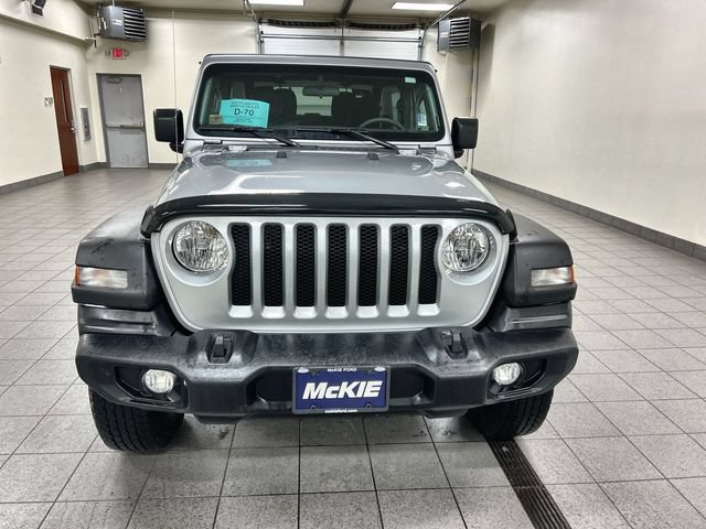 Used 2023 Jeep Wrangler Sport AWD/4WD image 2