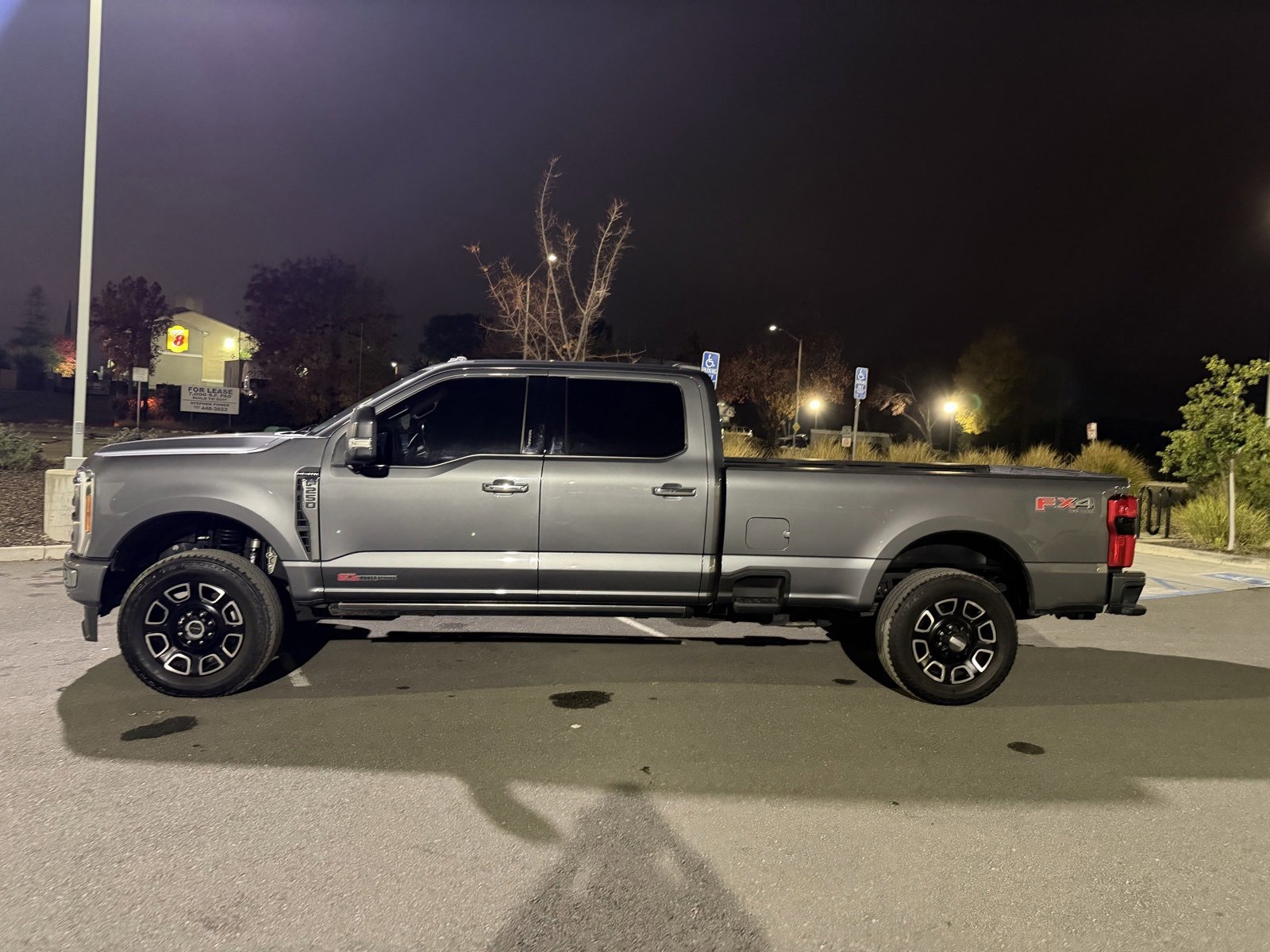 Certified 2023 Ford F250 Platinum image 2