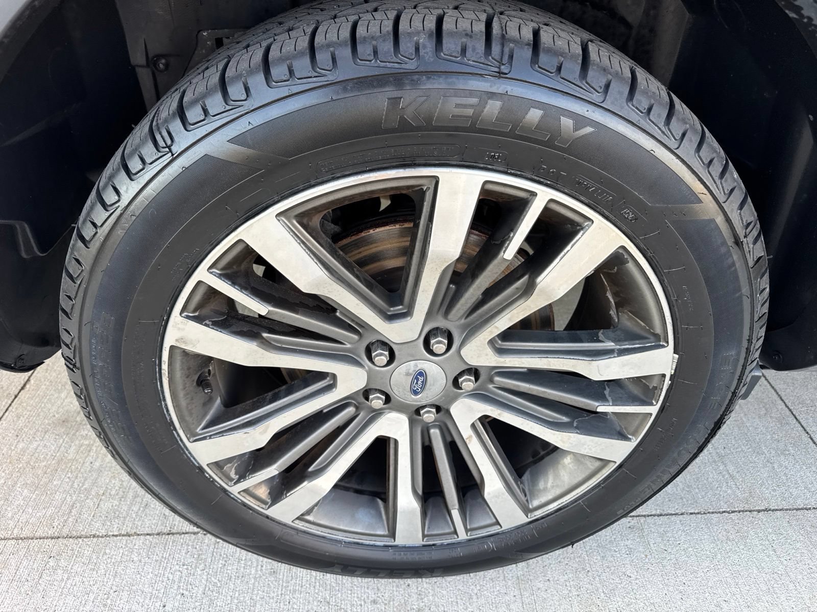 Certified 2018 Ford Explorer Platinum AWD/4WD image 20