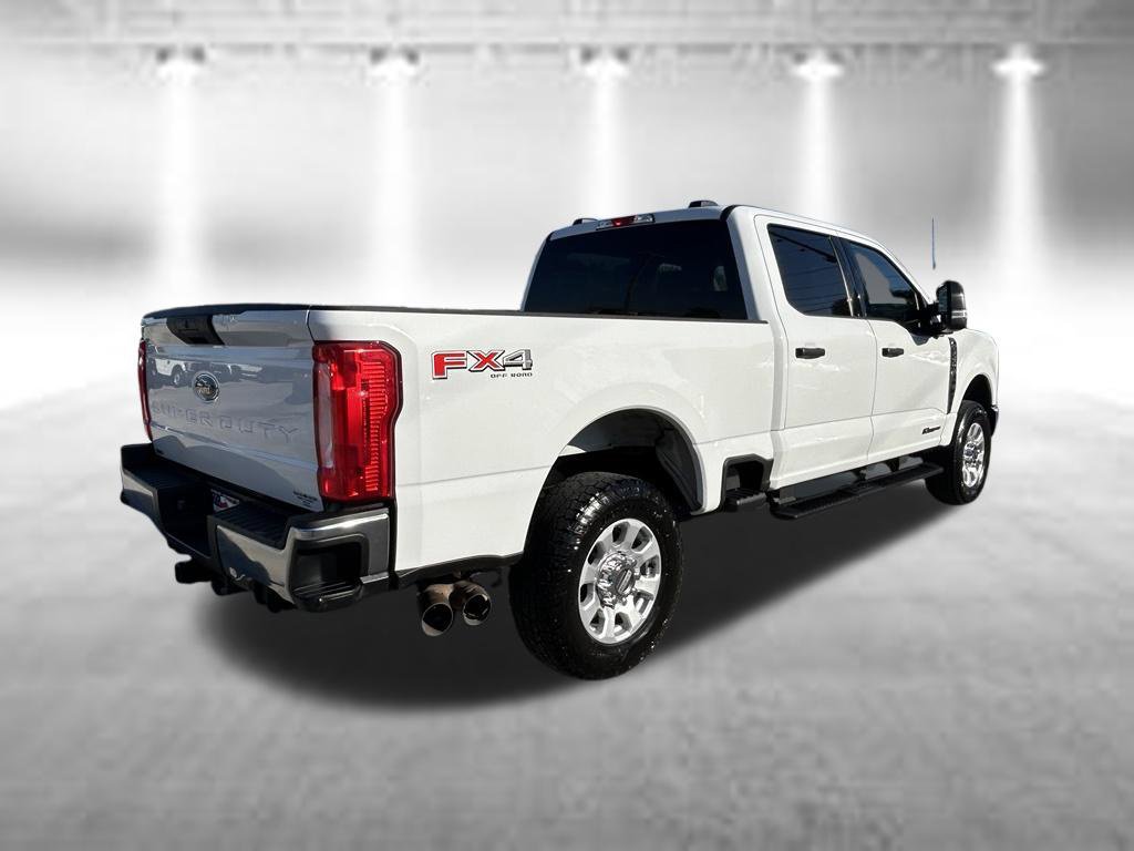 Certified 2023 Ford F250 XLT w/ FX4 Off-Road Package AWD/4WD image 4