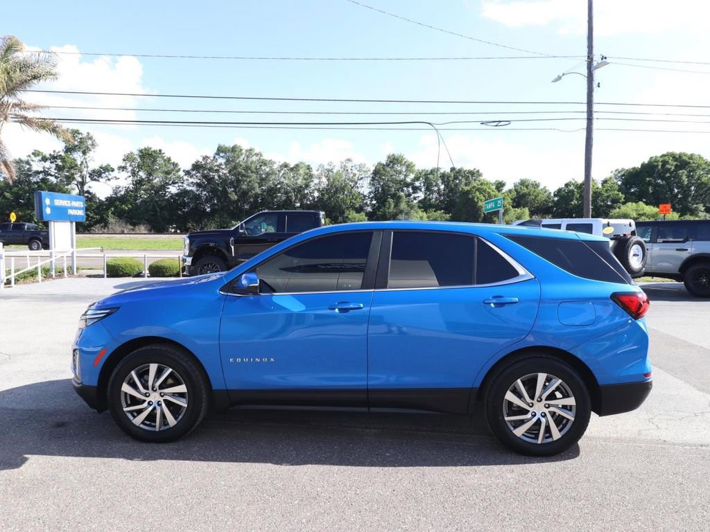 Used 2024 Chevrolet Equinox LT image 2
