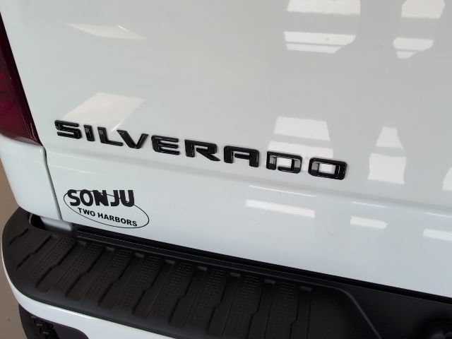 Certified 2023 Chevrolet Silverado 1500 Custom w/ LPO, Dark Essentials Package AWD/4WD image 31