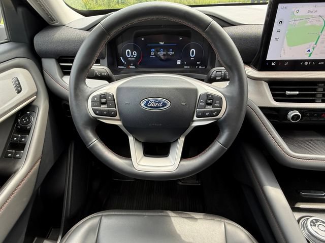 Certified 2025 Ford Explorer Active w/ Active Comfort Package AWD/4WD image 30
