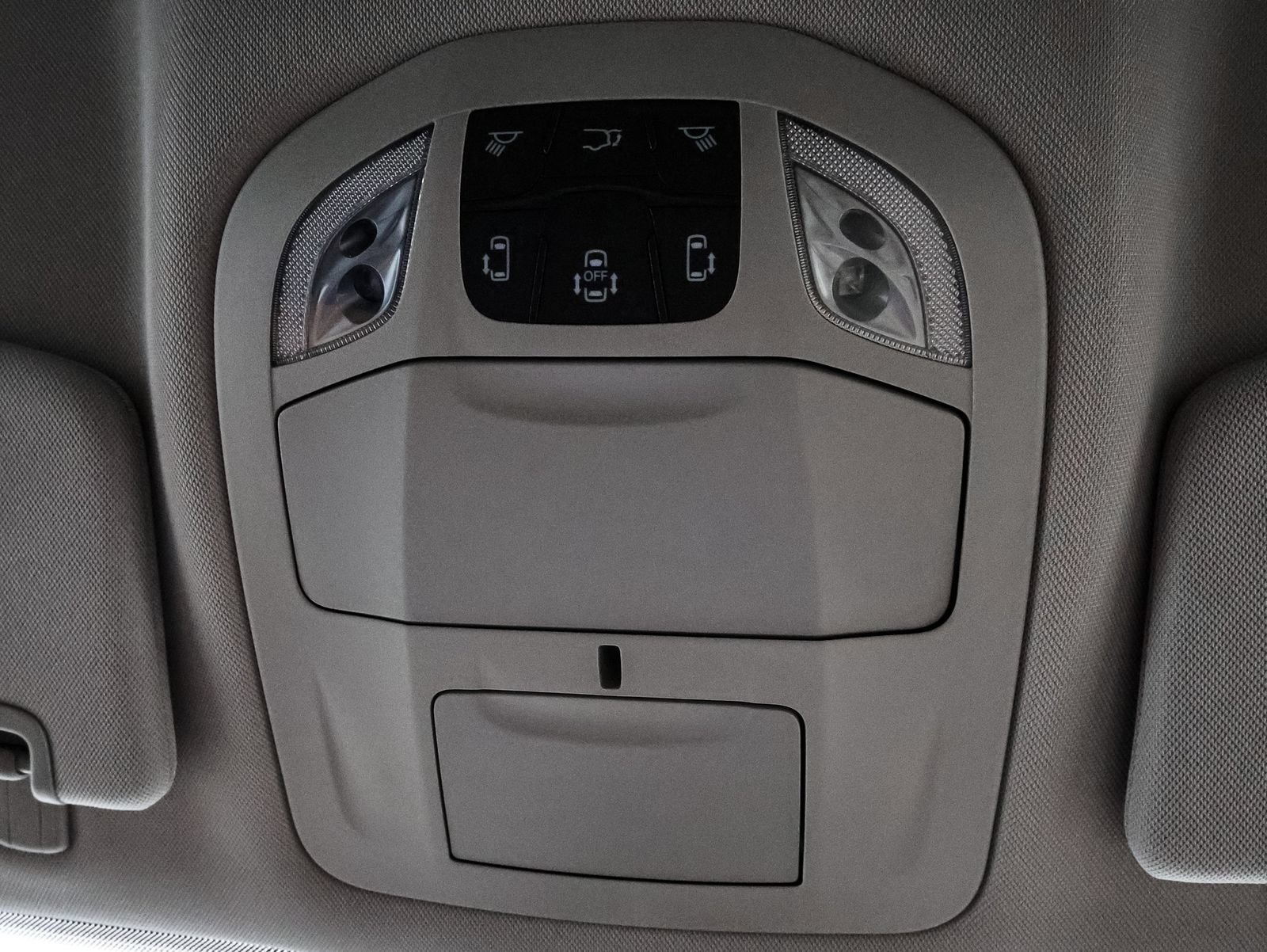 Used 2021 Chrysler Pacifica Touring-L FWD image 32