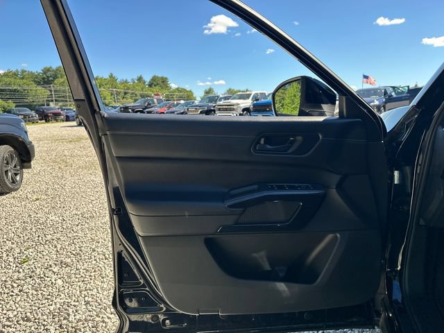 Used 2025 Nissan Pathfinder S w/ Cargo Package AWD/4WD image 22