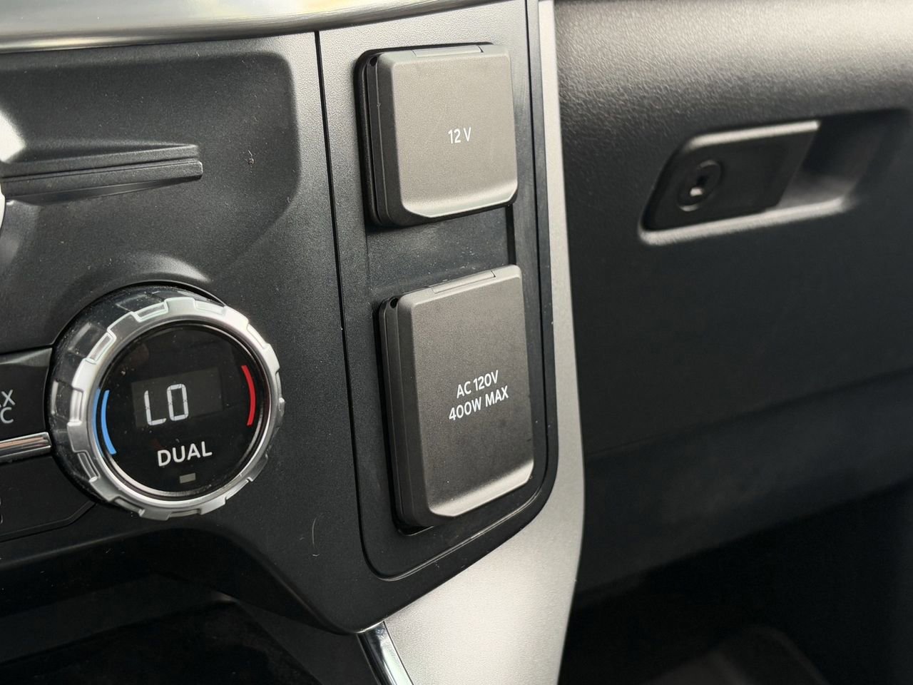 Certified 2021 Ford F150 Lariat w/ Equipment Group 502A High image 24