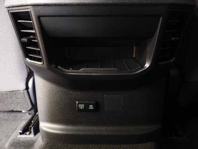 Used 2026 Toyota Tundra SR5 w/ SX Package AWD/4WD image 33