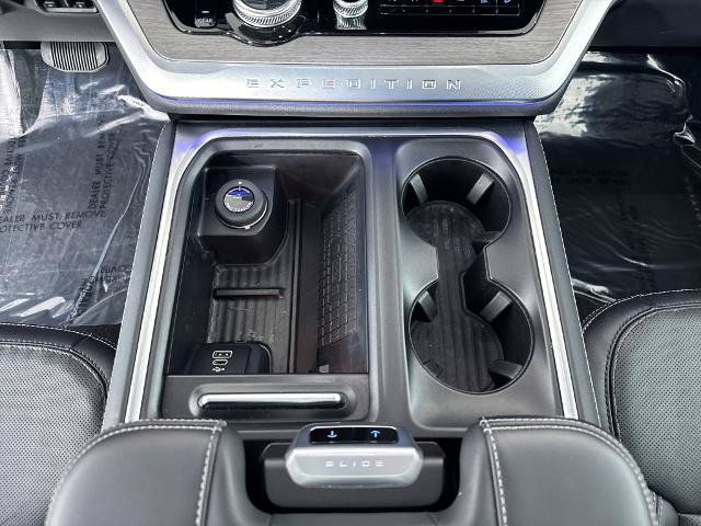 Certified 2025 Ford Expedition Platinum AWD/4WD image 35