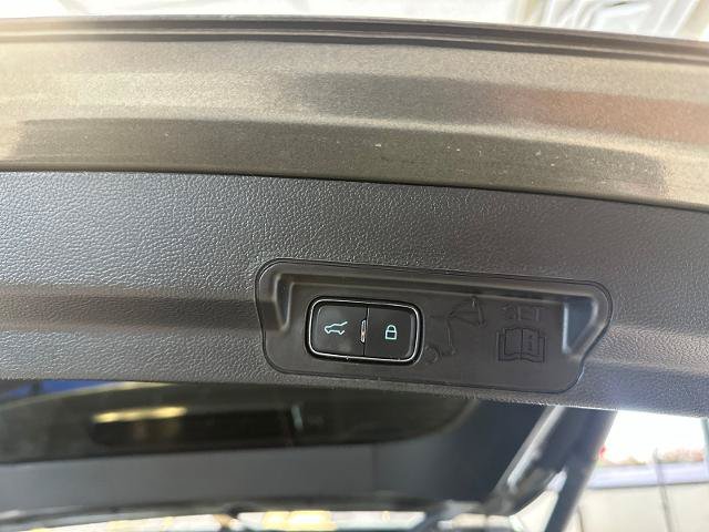 Certified 2020 Ford Explorer Limited AWD/4WD image 25