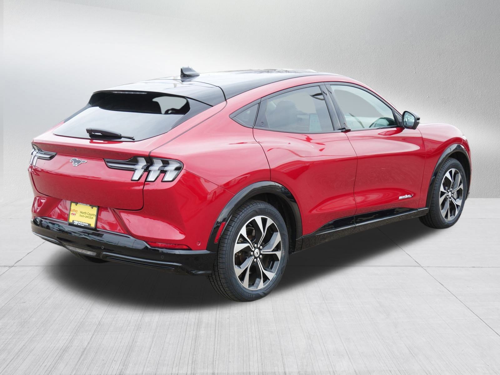 Certified 2022 Ford Mustang Mach-E Premium image 5