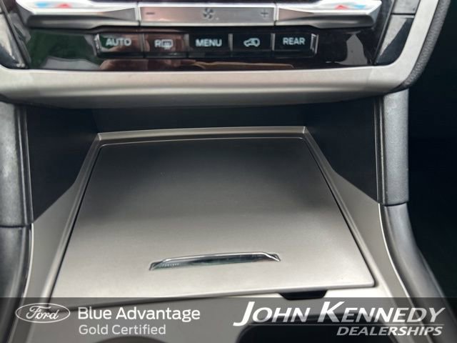 Certified 2022 Ford Explorer XLT image 28