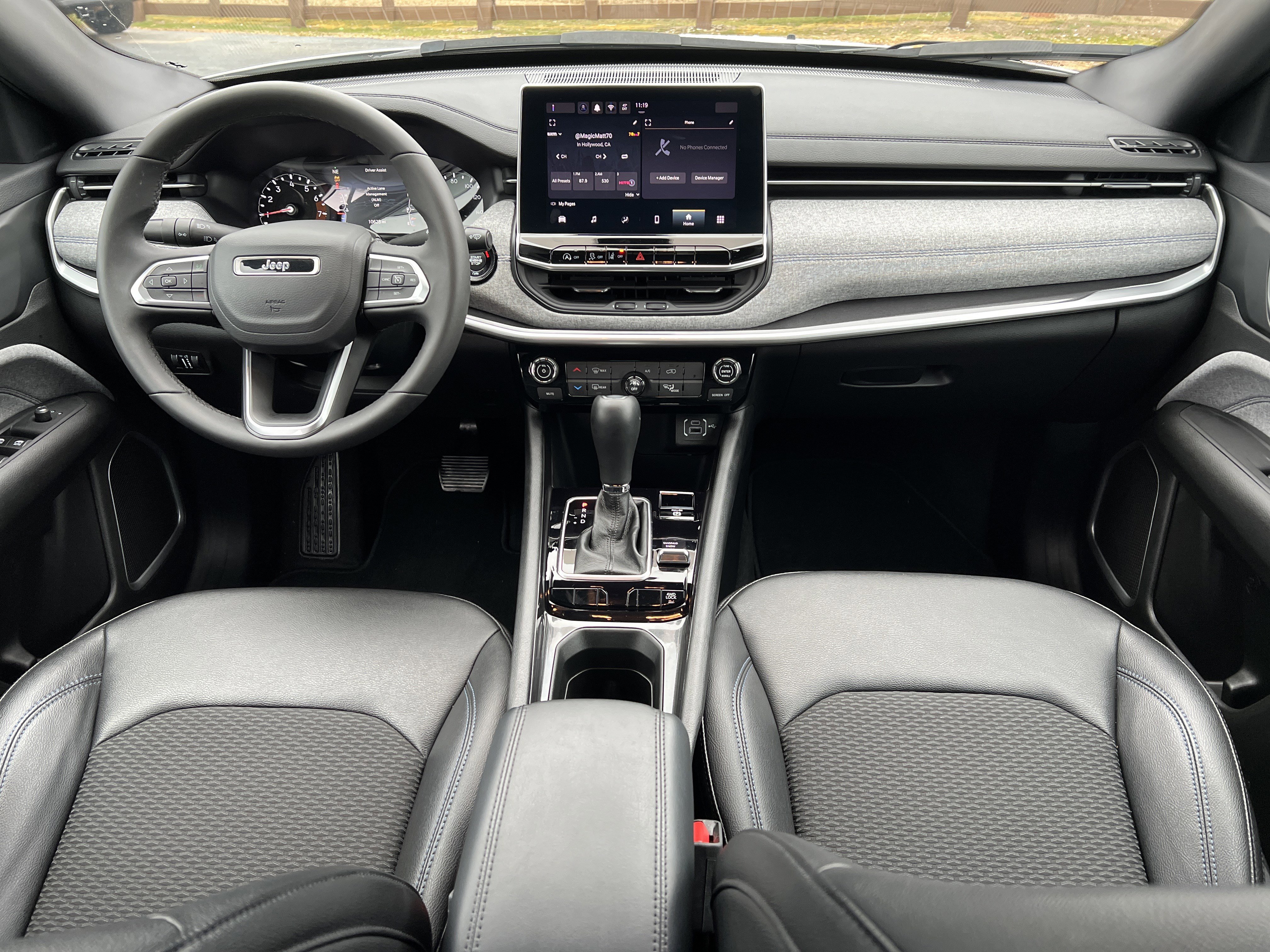 Used 2024 Jeep Compass Latitude image 22