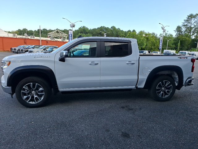 Used 2025 Chevrolet Silverado 1500 LT AWD/4WD image 6