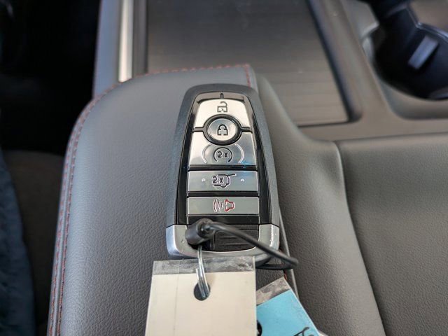 Certified 2025 Ford Expedition Max Active RWD image 30