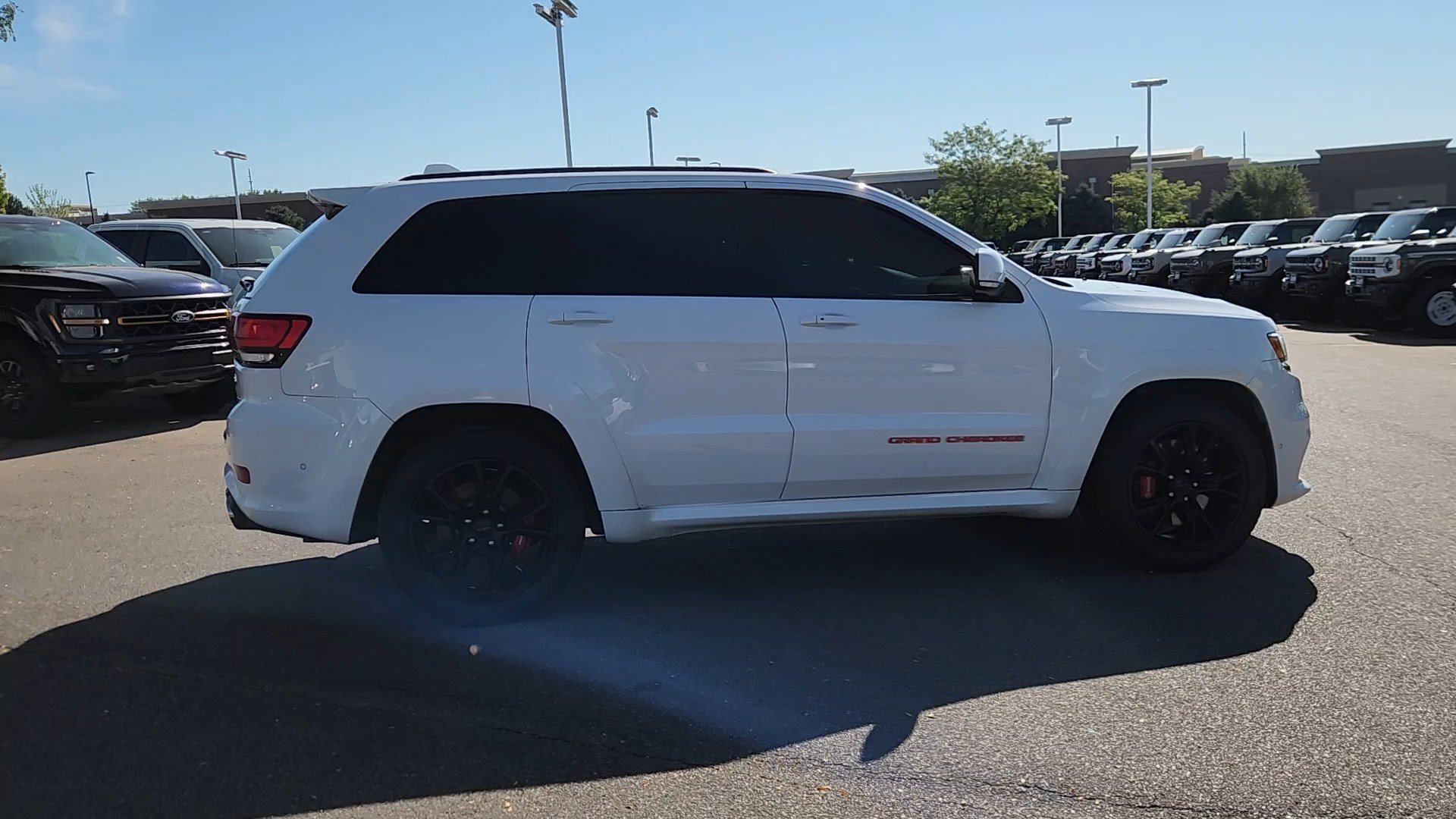 Used 2017 Jeep Grand Cherokee SRT AWD/4WD image 12