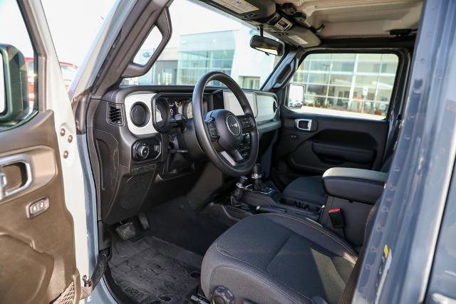 Used 2025 Jeep Wrangler Sport image 21