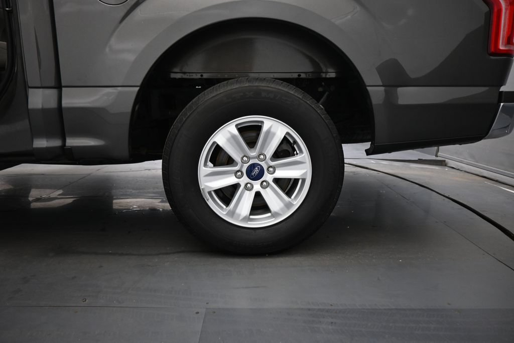 Certified 2017 Ford F150 XLT RWD image 16