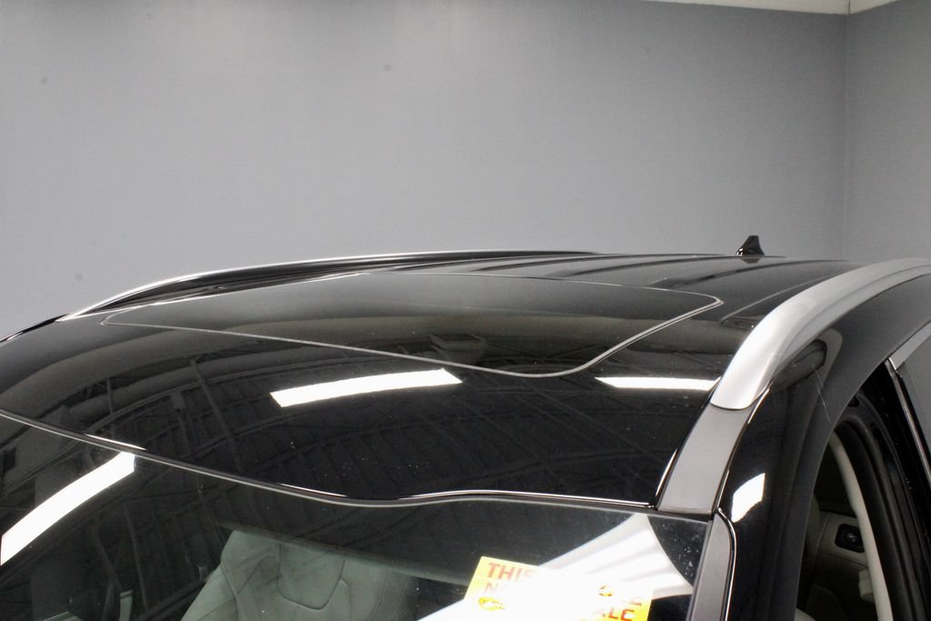 Used 2024 Kia Telluride EX w/ EX Captain's Chair Package FWD image 35