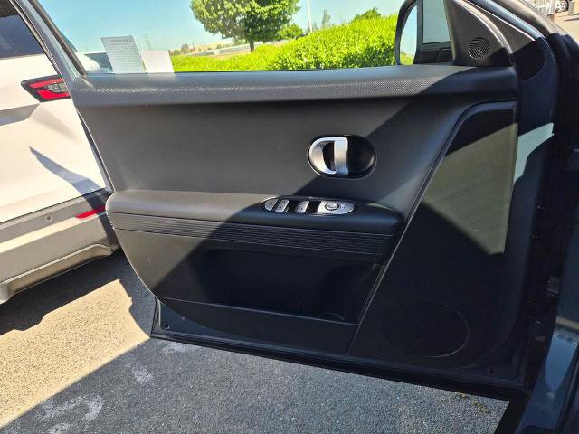 Used 2024 Hyundai Ioniq 5 SE image 27
