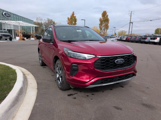 Certified 2024 Ford Escape ST-Line w/ Tech Pack #1 AWD/4WD image 7
