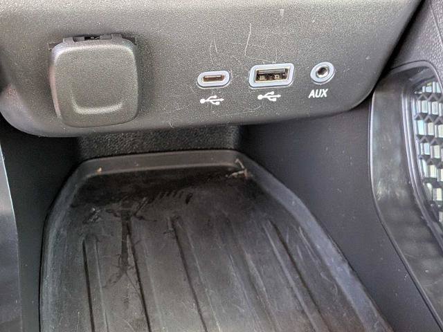 Used 2022 Chevrolet TrailBlazer LT FWD image 23