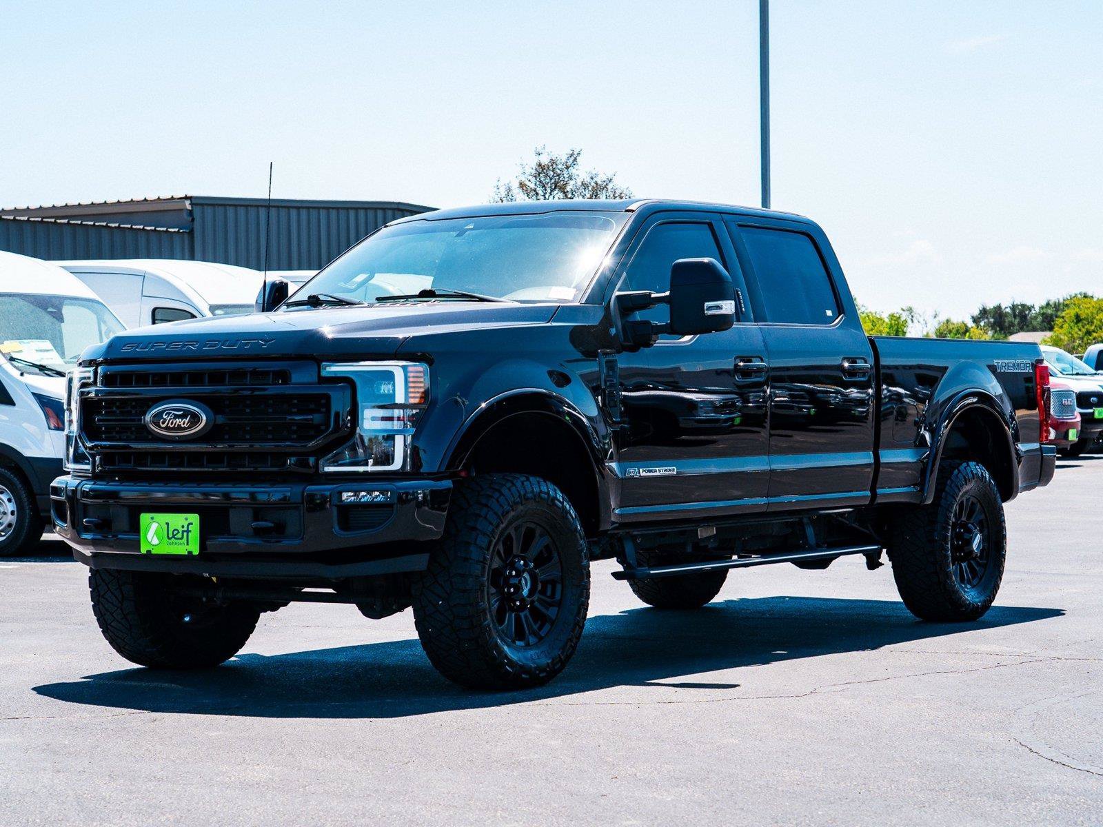 Certified 2022 Ford F250 Lariat w/ Tremor Off-Road Package AWD/4WD image 7