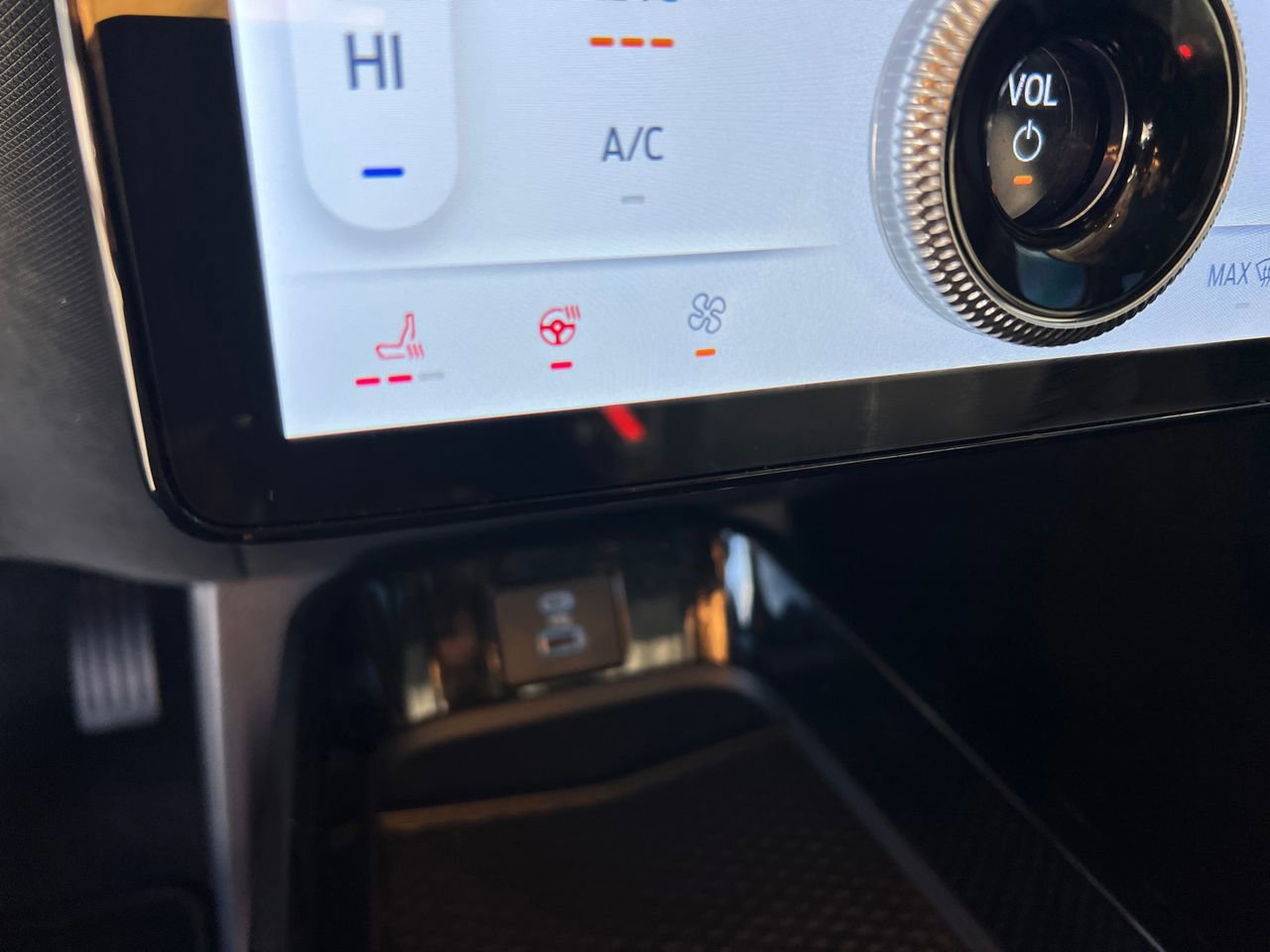 Certified 2024 Ford Mustang Mach-E Premium image 34