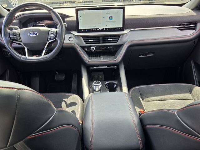 Certified 2025 Ford Explorer ST AWD/4WD image 8