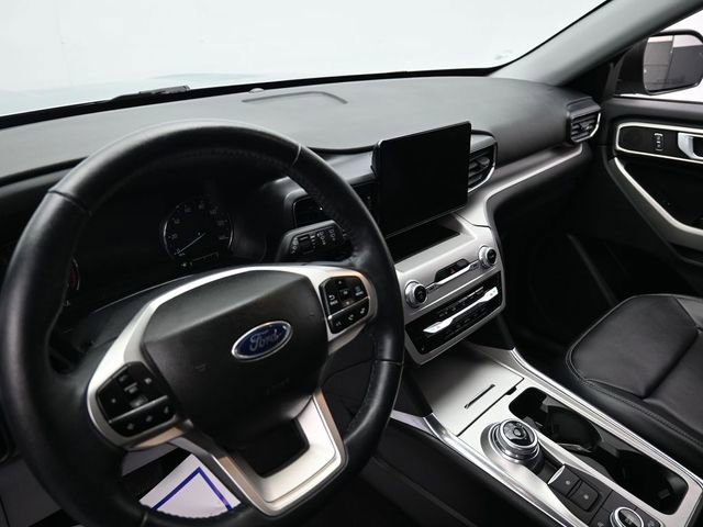 Certified 2023 Ford Explorer XLT w/ Equipment Group 202A image 24