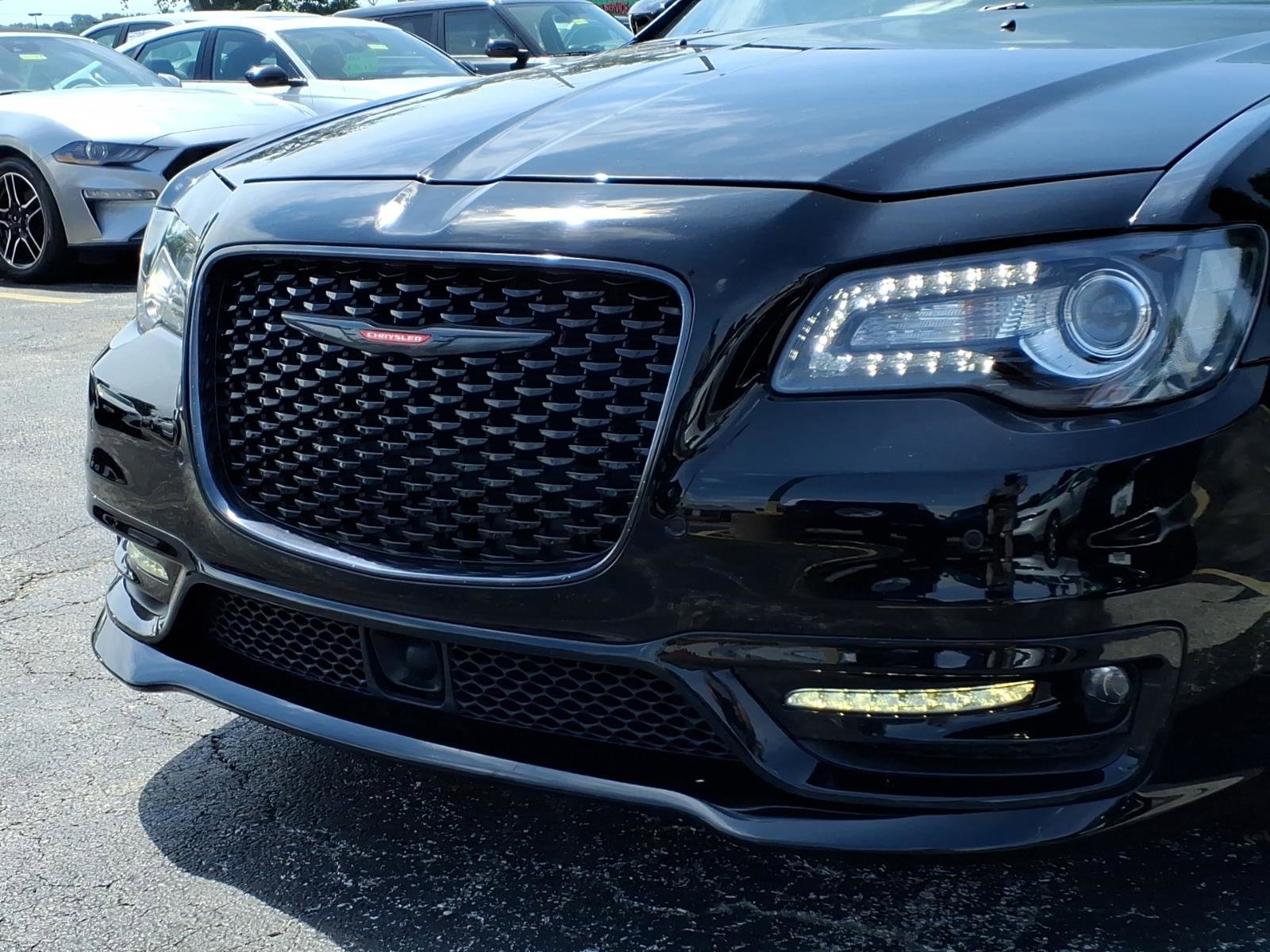 Used 2021 Chrysler 300 S w/ S Model Appearance Package RWD image 35