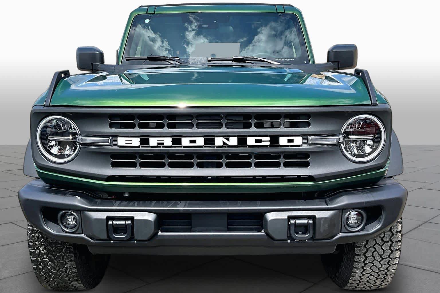 Certified 2025 Ford Bronco Big Bend w/ Sasquatch Package AWD/4WD image 4