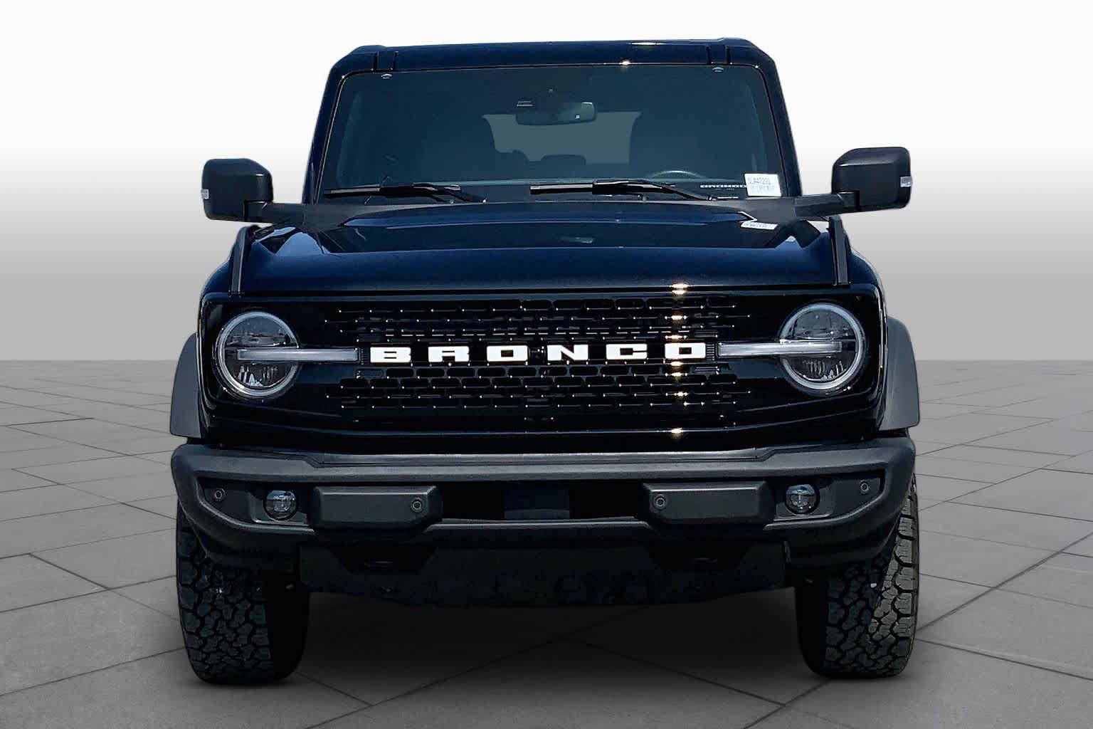 Certified 2025 Ford Bronco Outer Banks AWD/4WD image 5