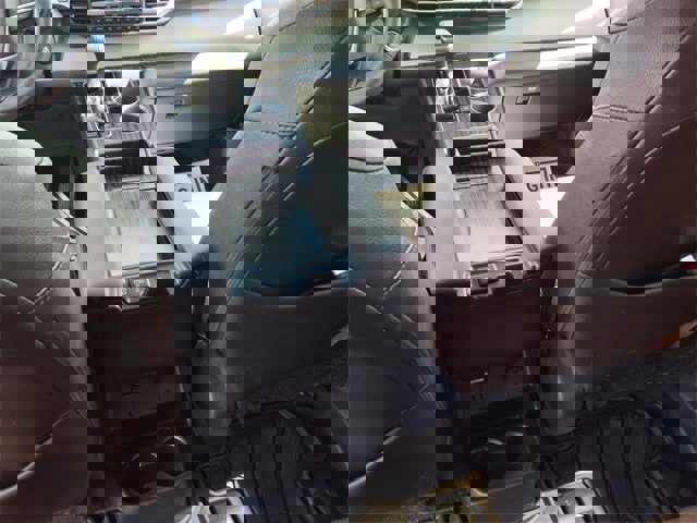 Used 2023 Toyota Sienna Platinum image 17