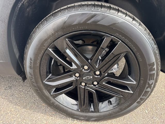 Used 2025 Chevrolet Trax ACTIV w/ Sunroof Package image 11