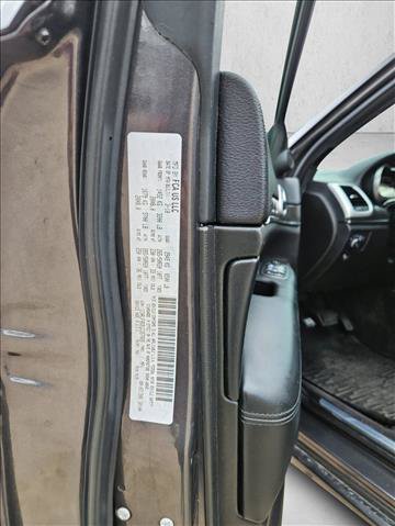 Used 2018 Jeep Grand Cherokee Limited AWD/4WD image 22