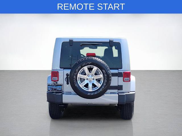 Used 2017 Jeep Wrangler Sahara w/ Connectivity Group AWD/4WD image 4