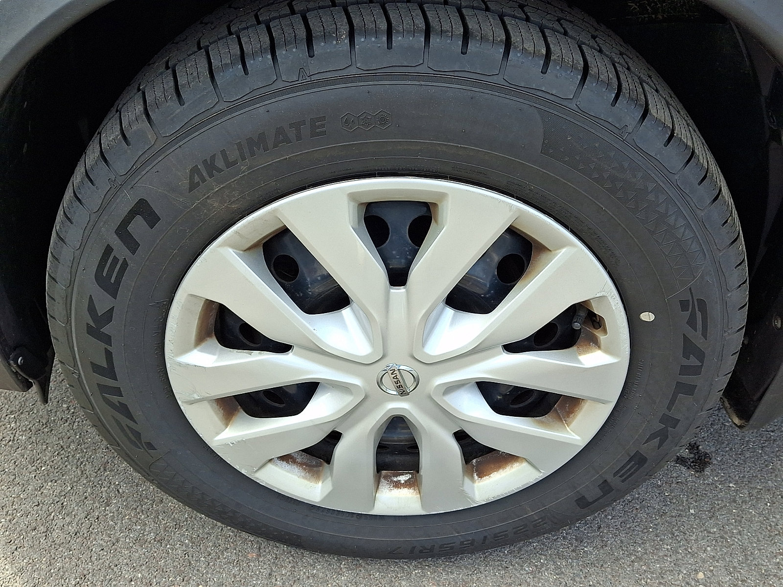 Used 2017 Nissan Rogue S image 28