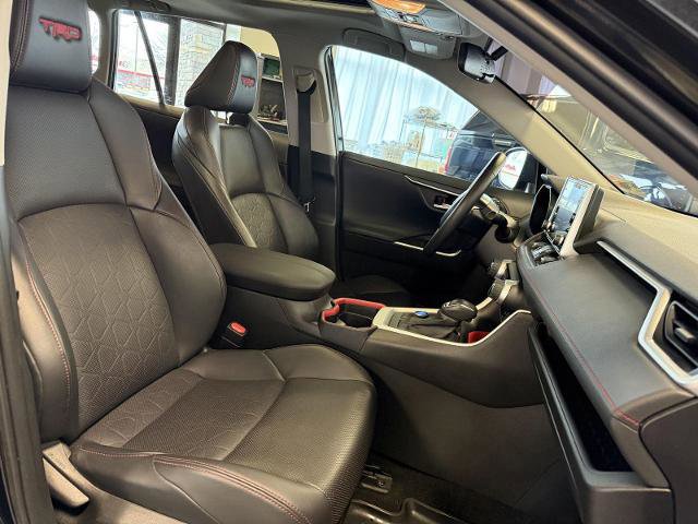 Used 2020 Toyota RAV4 TRD Off-Road w/ TRD Off-Road Weather Package AWD/4WD image 23
