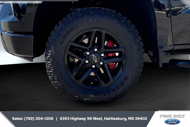 Used 2023 Chevrolet Silverado 1500 Custom Trail Boss image 9