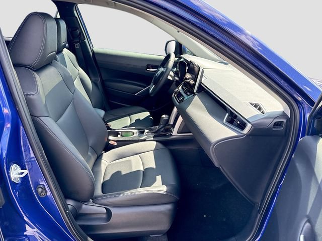 Used 2024 Toyota Corolla Cross XLE w/ Convenience Package AWD/4WD image 36