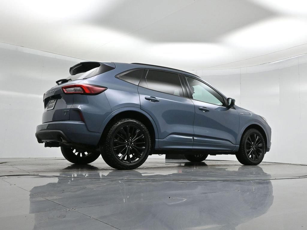 Certified 2023 Ford Escape ST-Line Elite image 14