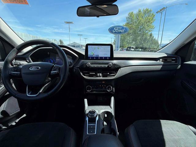 Certified 2022 Ford Escape SEL w/ SEL Stealth AWD Package image 25