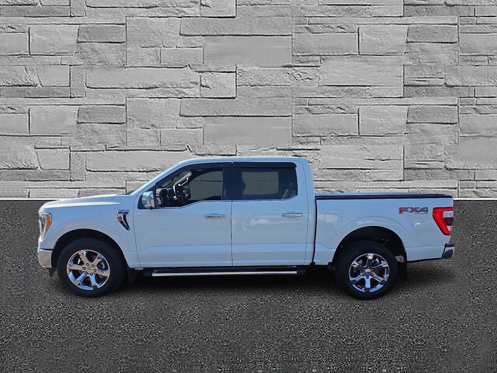 Certified 2022 Ford F150 Lariat w/ Max Trailer Tow Package AWD/4WD image 6