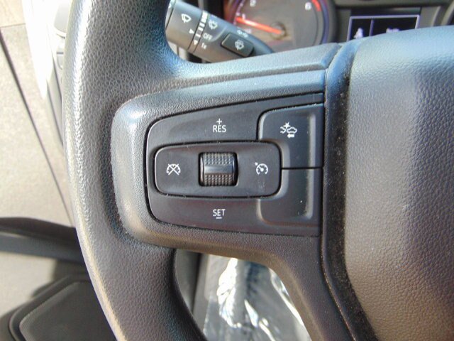 Used 2022 Chevrolet Silverado 1500 Custom AWD/4WD image 17