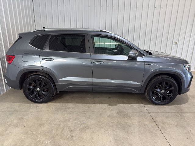 Used 2022 Volkswagen Taos SE AWD/4WD image 27