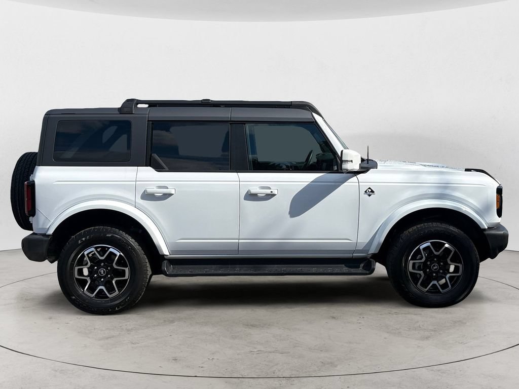 Certified 2025 Ford Bronco Outer Banks AWD/4WD image 4