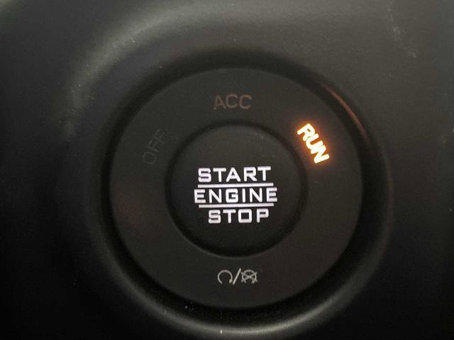 Used 2023 Jeep Wrangler Unlimited Sahara w/ Cold Weather Group AWD/4WD image 16