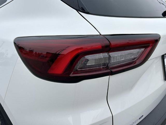 Certified 2024 Ford Escape SE w/ PHEV Premium Package FWD image 11